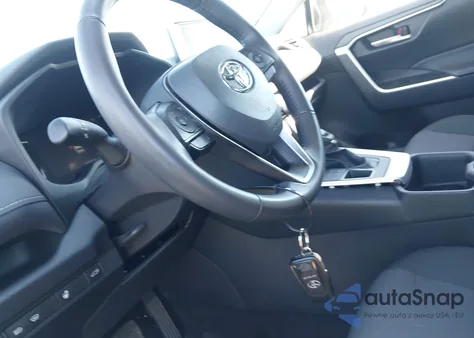 2024 Toyota Rav4 Xle из США, поврежденный, VIN 2T3P1RFVXRC484840